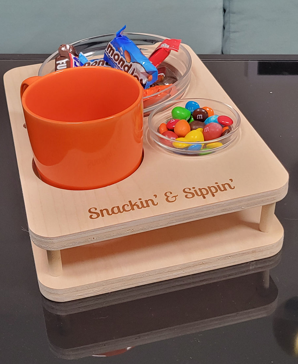 Personalized Couch Snack Bar With 2 Glass Bowls